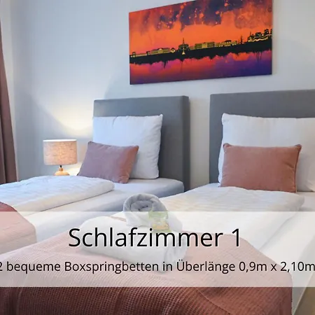 Stays4you - Zentrale Lage, Uninaehe, Extralange Betten Apartment *