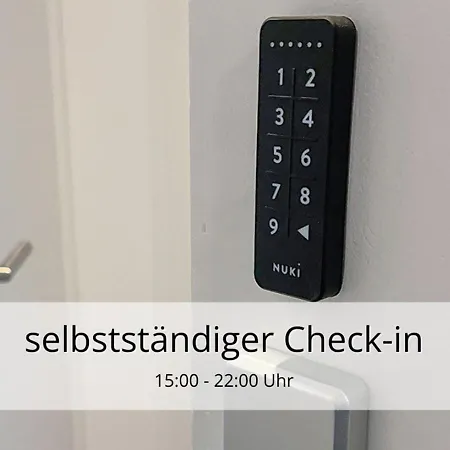 Stays4you - Zentrale Lage, Uninaehe, Extralange Betten Apartamento *