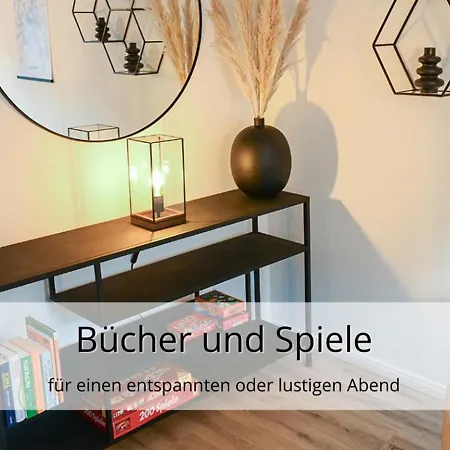 Stays4you - Zentrale Lage, Uninaehe, Extralange Betten *