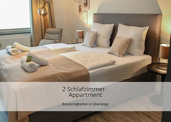 Stays4you - Zentrale Lage, Uninaehe, Extralange Betten