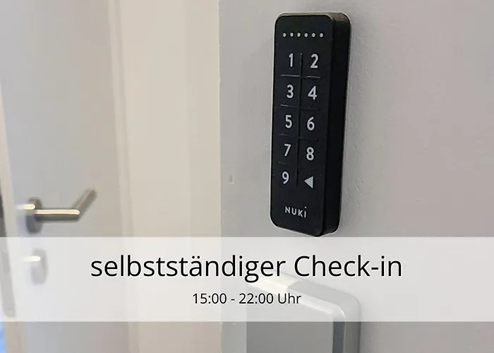 Stays4you - Zentrale Lage, Uninaehe, Extralange Betten Apartment *