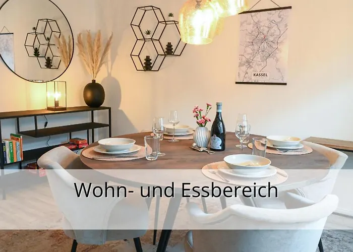 Stays4you - Zentrale Lage, Uninaehe, Extralange Betten *